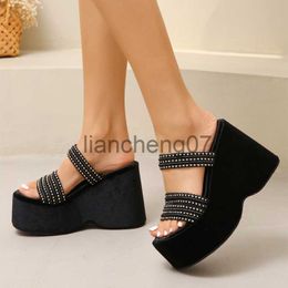 Slippers Round Head Rhinestone Large Black Slippers Women Wear New 2023 Summer Fashion Thick Bottom Muffin Versatile Sandals Women's x0916