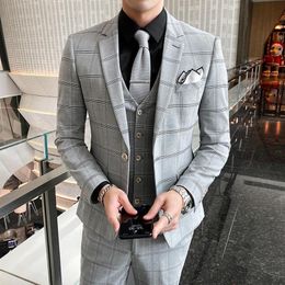 Grey Chequered Wedding Suit Men 2021 Spring Autumn 3piece Plaid For Slim Fit Casual Costume Homme Pants Vest Q305 Men's Suits246n