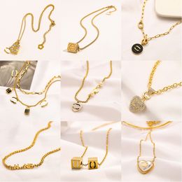 Hot Valentines Day Jewelry Gold Plated Pendant Necklaces High-end Designer Brand Letter Necklace Stainless Steel Chain Crystal Pearl