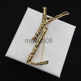 Other Fashion Accessories Fashion Designer Broochs For Women Luxury Brooch Gold Jewellery Dress Accessory Womens Bamboo Joint Brooches Breastpin Leency J230918