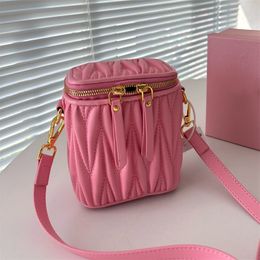 23ss Women Mini Pink Cross Body Bag Designer Classic Pleated Thread Cosmetic Bags Genuine Leather Makeup Bag Trendy Golden Letters Handbags