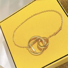 Designer Pendant Gold Necklaces For Women Luxurys Designers Letter Necklaces Mens F Bracelet Fashion Jewelry For Party With Box D2279I