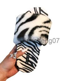 Slippers 2021 New Leopard Print Home Fashion European And American Style Plush Flat Sandals And Slippers For Women To Wear In Summer x0916