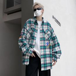 Men's Casual Shirts Plaid Long-sleeved Shirt Embroidered Spring Autumn Loose Jacket Turndown Collar Single-breasted Pockets Tops