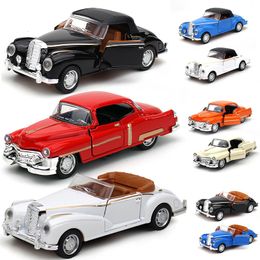 Diecast Model car Classic car 1/32 Scale Model Alloy Diecast Simulation Pull Back Convertible Vehicle Boy Kids Collection 230915