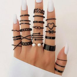 Cluster Rings Punk Black Butterfly Set For Women Vintage Geometric Metal Cross Heart 2023 Fashion Trend Jewelry Gifts