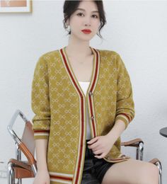 women's Sweaters brand Casual fashion knitting shirt T-shirt Designer Sweater tops Long-Sleeved Coat clothing