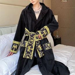 Men's Sleepwear Luxury Winter Black Gold Paisley Velvet Robe Men Long Nightgown Hooded Warm Bath Clothing284L