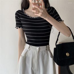 Women's T Shirts Striped Korean Summer T-Shirts Women O-Neck Ruffles Casual Knitted Tops Slim Short Sleeve Vintage Top Tees Harajuku Elegant