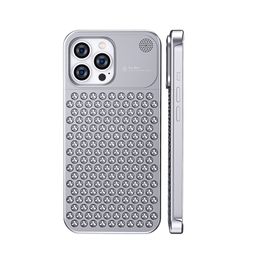 Luxury Hollow Out Aluminium Alloy Vouge Phone Case for iPhone 15 14 13 12 Pro Max Durable Sturdy Stylish Full Protective Aromatherapy Solid Metal Back Cover Shockproof