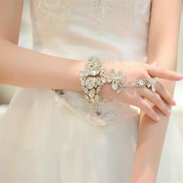 2014 Bride Hand Catenary Suit White Diamond Wedding Ring Back Wedding Dress Wedding Accessories Chain Bracelet Accessories3133