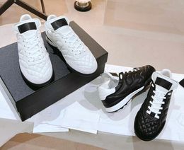 Brittisk stil tjock sula sneakers läder snörning casual singel sko kvinnors andningsskor