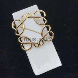 Other Fashion Accessories Designers Brooches Fashion Pearl Brooch For Woman Brand Classic Letters Mens Clothing Gold silver Luxurys Brooch Jewellery Dre J230918