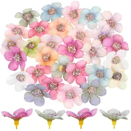 Fiori decorativi 50 pezzi Girasole Mini Testa di seta Decorazione Panno per matrimoni Materiale fai da te Piccoli petali di rosa finti per la sposa