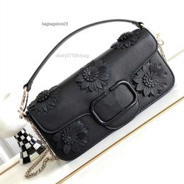 Valentines VT V-buckle Flower Loco Lady Purse bag Square 23 Fashion Bag Stickers Handbag Small Bags Cowhide Designer Magnetic Single Shoulder Straddle Handheld Bskh