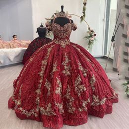 Red Shiny Beaded Sweetheart Ball Gown Quinceanera Dresses Gold Applique Beads Sweet 16 Dress Pageant Gowns Vestidos De 15 Anos