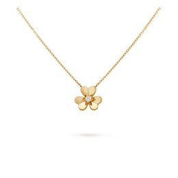 Exquisite Elegant Fashion Style frivole pendant necklace Four leaf clover clover Multiple specifications styles gold rose silver crystal diamond mini small