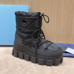 Damen-Designer-Stiefel, schwarze Winterstiefel, Cowboy-Schneestiefel, Plateau-Martin-Stiefeletten, Schnür-Lederstiefel mit Beutel, dicke Unterseite, Gummisohle, warm