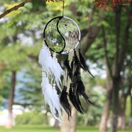 Decorative Figurines Good Dreams Dream Catcher Black White Feather Catchers Yin Yang Wall Decorations With Wooden Beads For Home Sleep