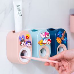 Toothbrush Holders 1PC Automatic Cartoon Kids Toothpaste Dispenser Toothpaste Squeezer for Children Household Cartoon Toothbrush Holder 230918