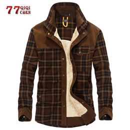 Flannel Shirt Men Plaid Winter Warm Fleece Thick Jackets Coats Casual Long Sleeve Cotton Dress Shirts Men Chemise Homme264Z