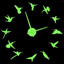 Wall Clocks Hummingbird DIY Luminous Clock For Bedroom Nature Bird Animals Home Decor Easy To Read Silent Oversized Watch Glow In Dark