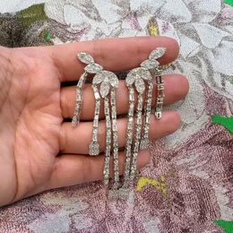 Dangle Earrings 2023 Luxury Bling Cubic Zirconia Paved Statement Leaf Shaped Long Tassel Chain Earring Women Bridal Fashion Wedding Gift