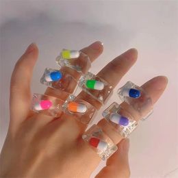 Solitaire Ring Vintage Figure Capsule Pill for Women Y2k Jewelry 90s Aesthetic Acrylic Rings Korea Harajuku Cute Accessories Multicolor Gifts 230918