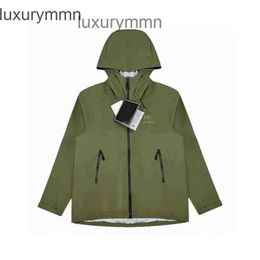 Luxury Mens and Jacket Women Coat Designer Fashion Arc Hoodies Tide Brand Bird Army Green Outdoor Functional Hooded Jacket Cardigan Coat Windbreaker M A4AJ