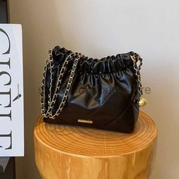 Shoulder Bags High capacity messenger bag chain soft leather suitable for women's luxury designer handbags Bolsas handbag shoulder squarestylishhandbagsstore