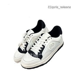 Fashion Shoe Designer Sneaker Casual Shoes 2023 Mens Summer g Versatile Sports Board Cool Fashionable Breathable Small White Women's Dirty