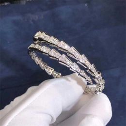 Charm Bracelets High Quality Steel Bone Bracelet Full for Women's Fashion Luxury Personality Brand Jewellery E5586