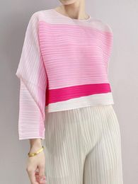 Women's T Shirts Woman Tshirts Miyake Pleated Fashion Colour Matching Loose O-neck Long Sleeve Spring/Autumn Short Tops Tees
