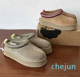 Sport slipper men Womens big slides Australian Mini Boot Slipper Fur Slides Classic Platform Suede Wool Winter Woo