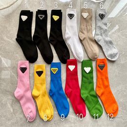 Designer Short socks for women girl 2021 Arrival Fashion Spring Summer P Letter Printed Cotton Shoes Hosiery Mid-calf Length Sock 2155