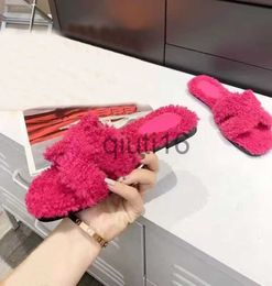 Slippers Women's Warm Thick Wool Slippers Fashion Teddy Wool Bright Light Slim Slip-on Flat Shoes Park Leisure Lightweight Beach Shoes Size 35-42 x0919