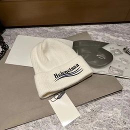 Designers beanie Knitted hats balenciagas luxury letter winter hat Outdoor cold protectionwarm plush balencigas soft popular balencaigaly Fashion men women cap