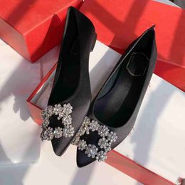Rene Caovilla Diamond Renee Famous Designer Fashionable Womens Designs Shoes Buckle Classic Silk Series Single Shoes