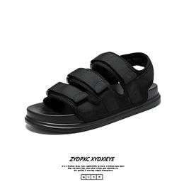 Top designer sandals Women's Sandals Men's Casual fashion Luxury Classic flat leather family beach sliders Thick sole Casual beach shoes sandals EVA foam sole us6.5-9.5