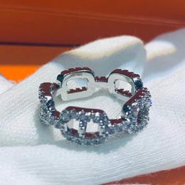 Designers ring fashion luxury high quality women's Jewellery Personalised Diamond Light luxurys Band Rings Versatile jewelrys b2538