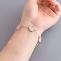 6 Colours Fashion Classic 4 Four Leaf Clover Charm Bracelets Bangle vc Chain highquality Agate Shell Mother-of-Pearl for Girls Wedd251c