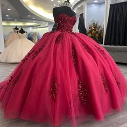 Красное милое платье Quinceanera с бисером, элегантное вечернее платье с открытыми плечами для женщин, кружевное бальное платье с тюлевой аппликацией