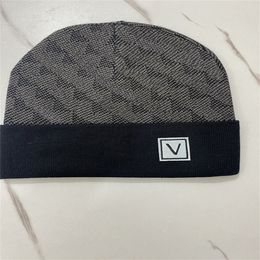 SS2023 Europäische klassische Designer-Herbst-Winter-Hot-Style-Beanie-Hüte Männer und Frauen Mode Universal-Strickmütze Herbstwolle Outdoor-warme Schädelkappen