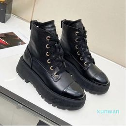 quality Fashion Martin Designer Boots for women Black Pr Roman Boots boodels Inspired Combat White Cowboy Chelsea Ankle boots