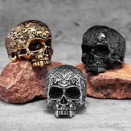 Wedding Rings Vintage Carved Skull Stainless Steel Mens Rings Punk Gothic Halloween for Male Boyfriend Biker Jewellery Creativity Gift Wholesale 230919