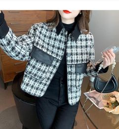 2024 Designer Top Quality lapel Polos neck Women's Jackets Fashion Chest Pocket slip with leather Printed Long-sleeved Cardigan black khaki Jackets clothing