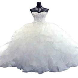 2021 Beaded Crystals Ball Gown Wedding Dresses Strapless Corset Sweetheart Organza Ruffles Cathedral Train Bridal Gowns268V