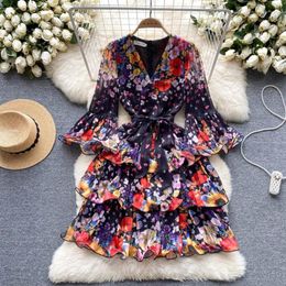 Summer Women Cascading Ruffles Cake Dress Runway Women's V-Neck Flare Sleeve Flower Printed Sashes Holiday Party Dress Vestid234s