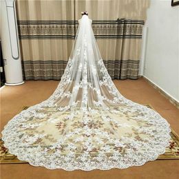 2021 New Wedding Veils Cathedral Length Bridal Veils Lace Edge with Combs Appliqued 3m Long Customised Flower Veil Fashion310S