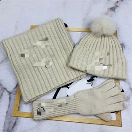 2023 New Winter Wool Warm Scarf Hat Glove Set Luxury Fashion Casual Scarf Men's and Women's Designer Brand Classic Letter Hat Glove2698